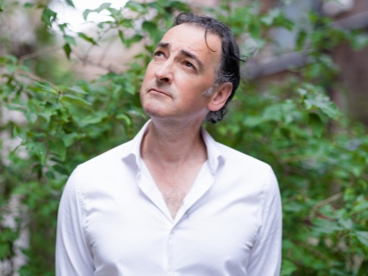 Alistair McGowan in Conversation